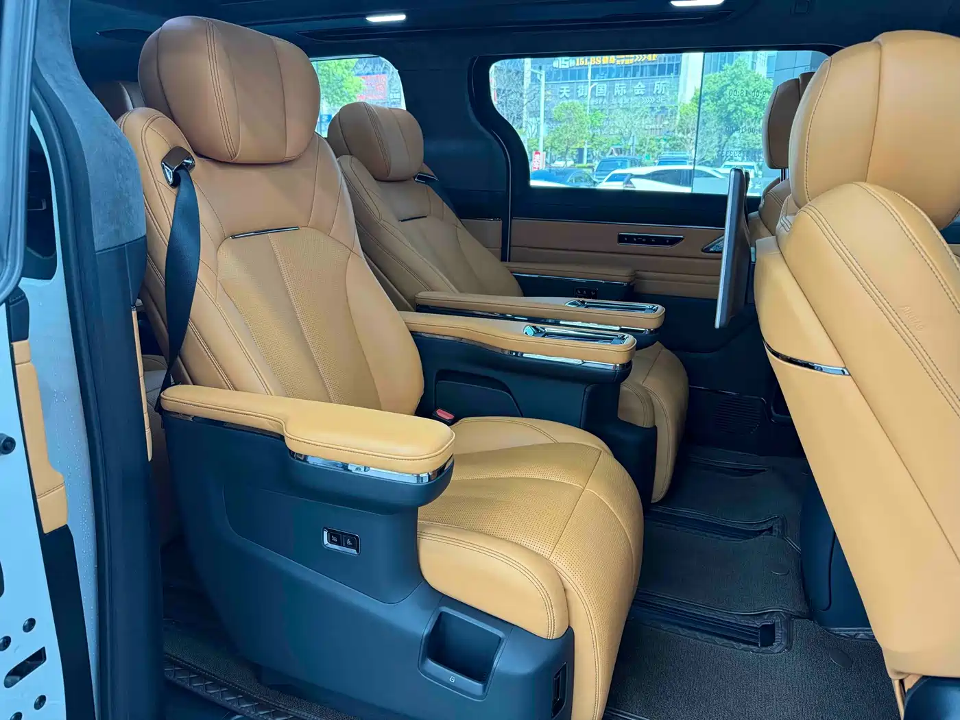 GEELY GALAXY WING TRUE L380