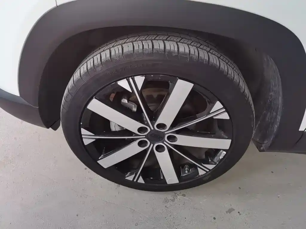 Geely ICON 2024 2025 Linglong 1.5TD Wish Fulfillment Edition