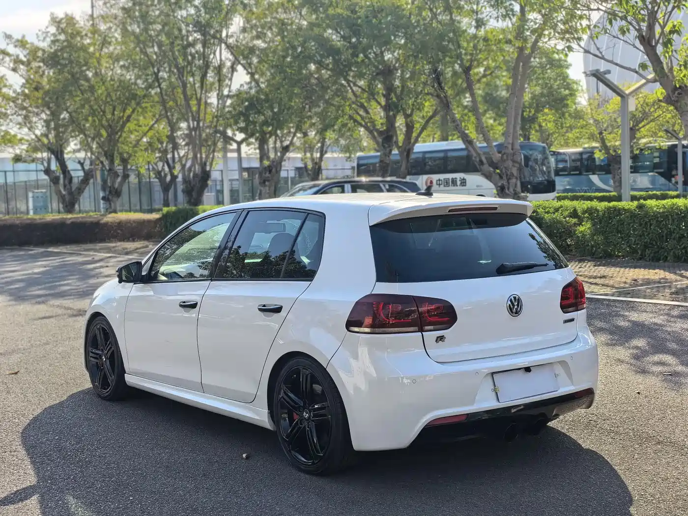 Volkswagen Golf (Import) 2011 2.0TSI R фото 7