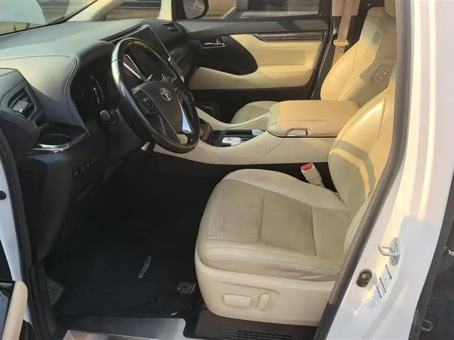 Toyota Vellfire 2021 Crown Hybrid 2.5L HV Supreme Edition фото 9