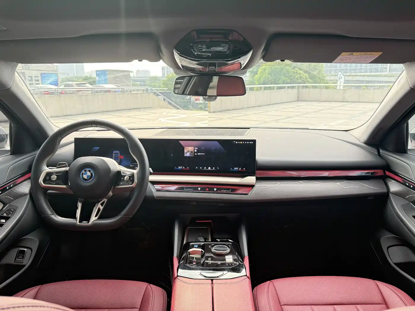 BMW i5 2024 eDrive 35L M Sport Package фото 14