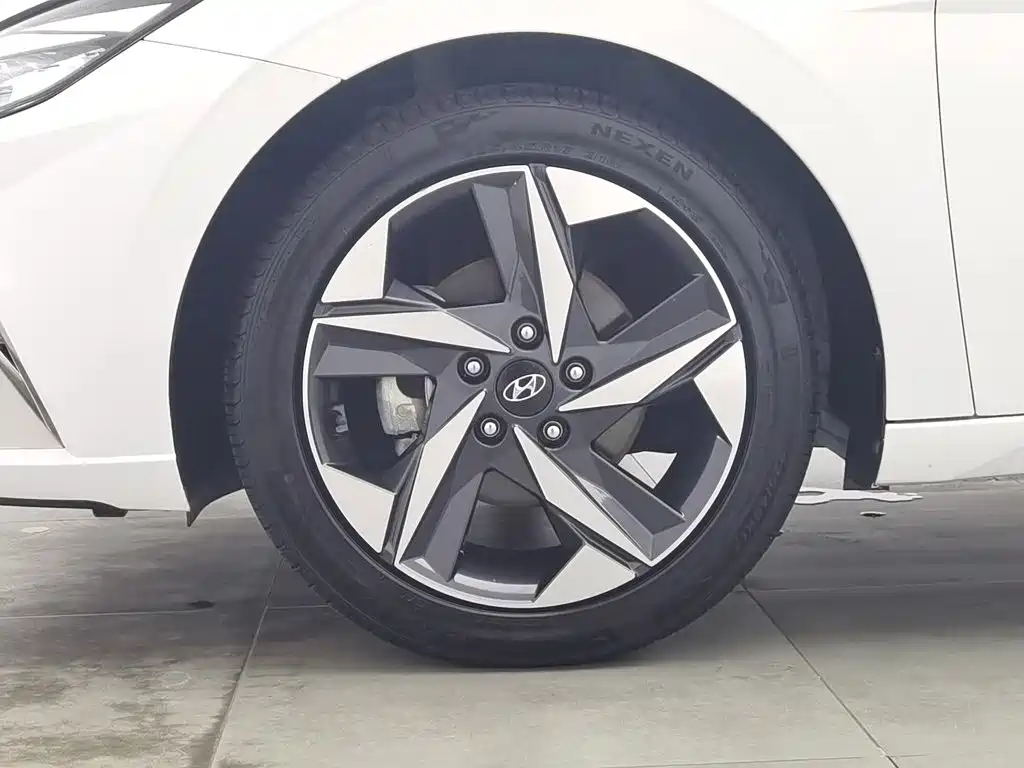 Hyundai Elantra, миниатюра 17