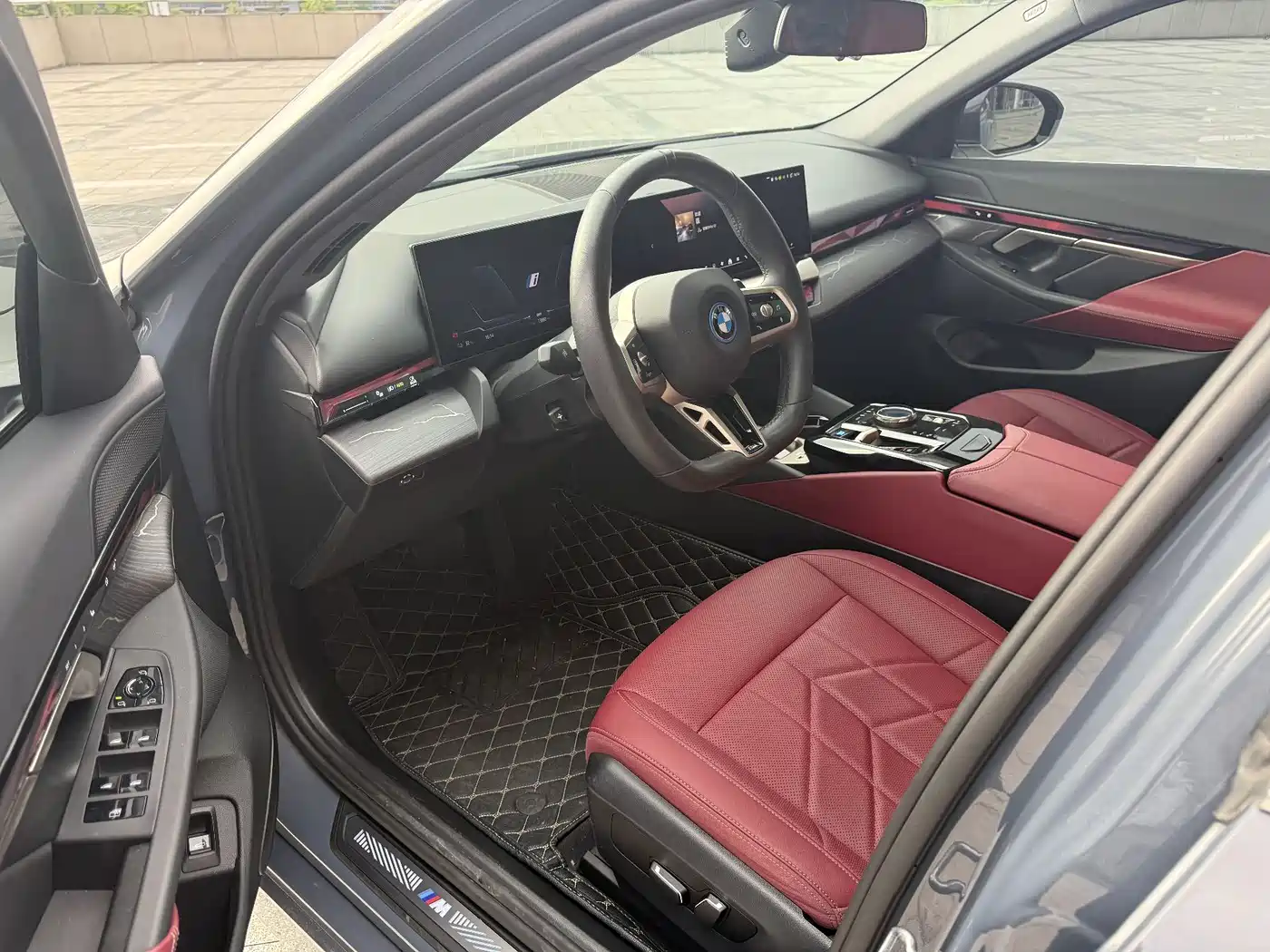BMW i5 2024 eDrive 35L M Sport Package фото 10