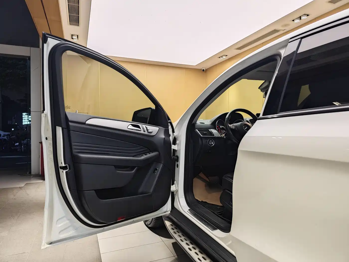 Mercedes-Benz GLE Coupe 2018 GLE 400 4MATIC Coupe SUV фото 7