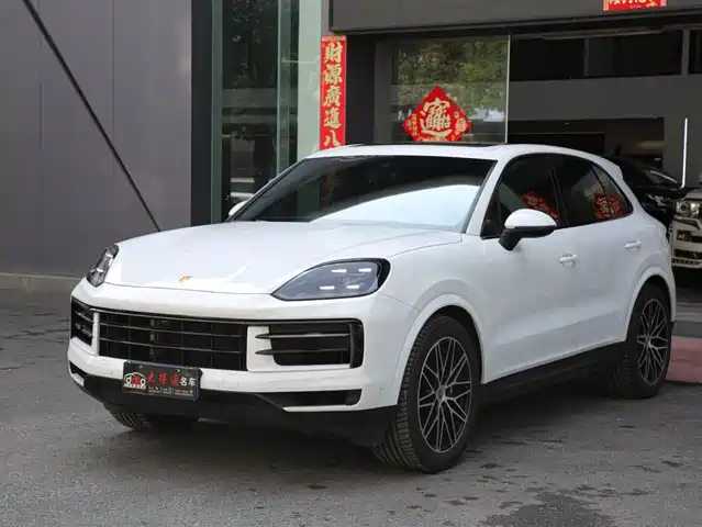 PORSCHE CAYENNE