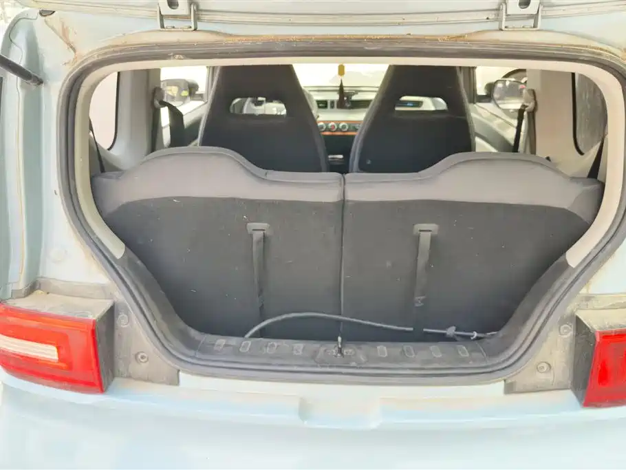 WULING AUTOMOBILE HONGGUANG MINIEV
