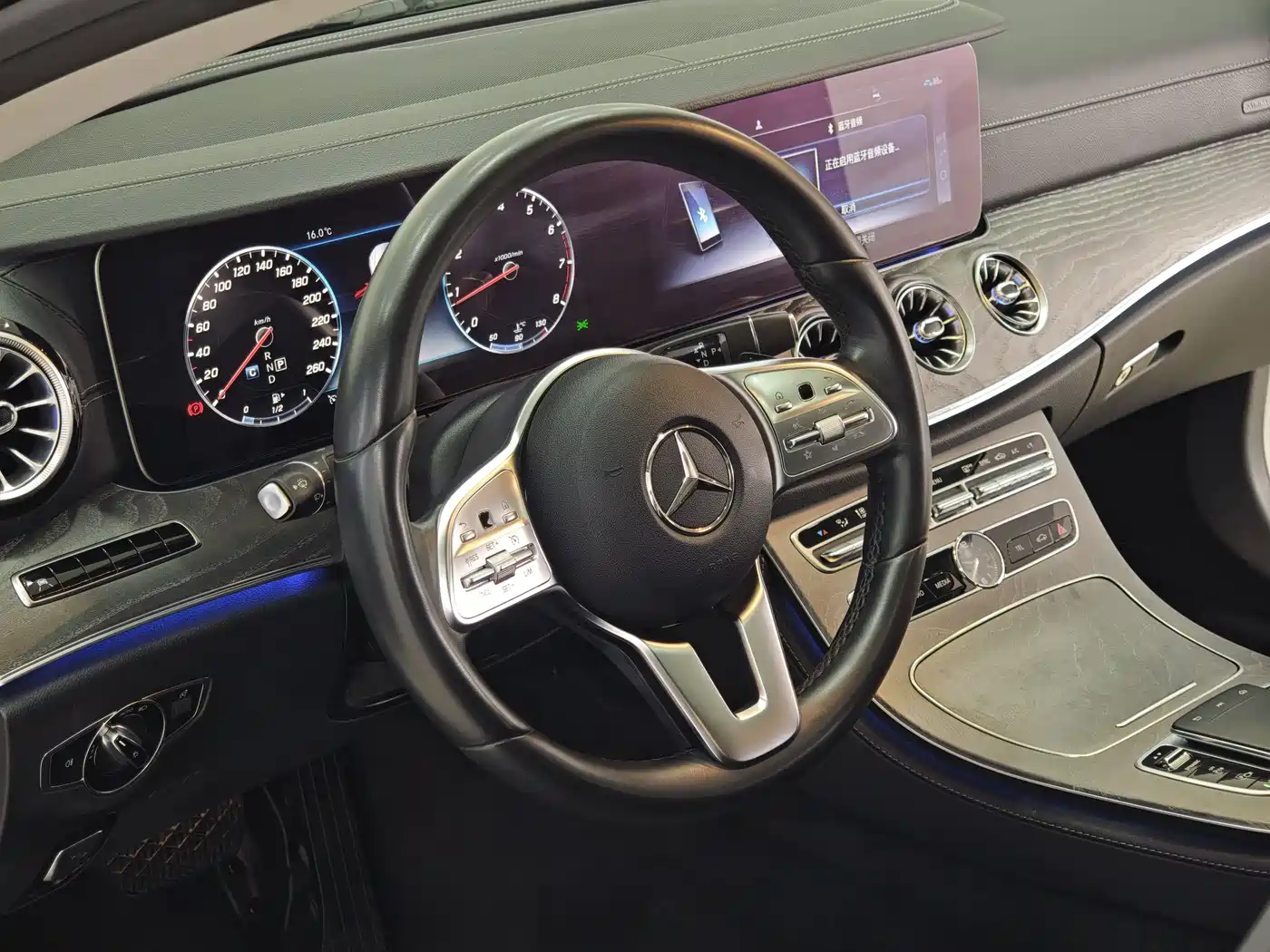 Mercedes-Benz CLS 2018 CLS 300 Dynamic фото 11
