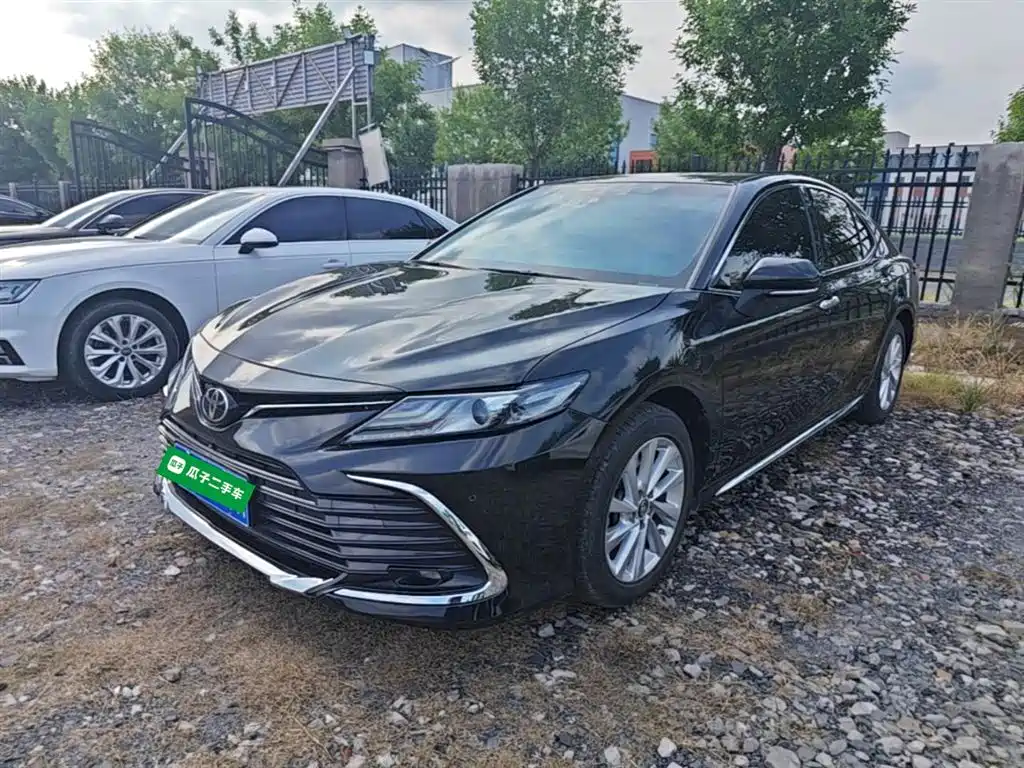 Toyota Camry 2023 2.0G Luxury Edition