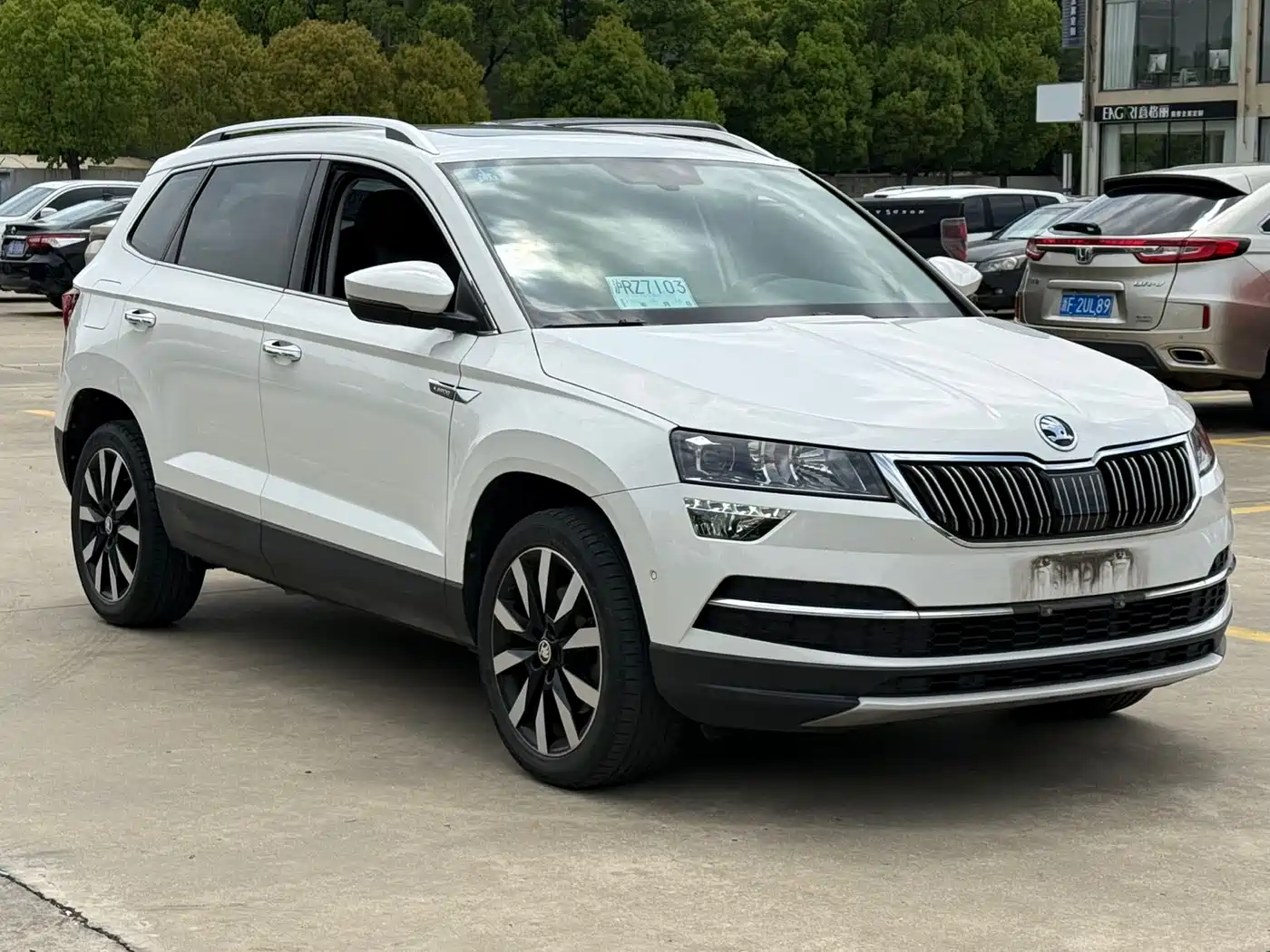 Škoda Karoq 2020 TSI280 Smart Luxury Edition China VI фото 3
