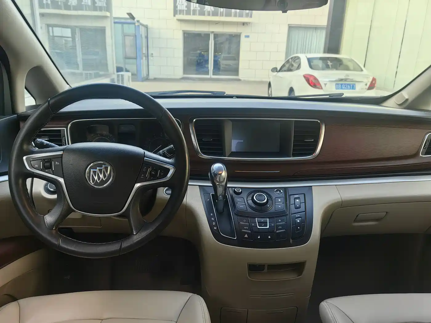Buick GL8 2018 28T Luxury Model China VI фото 8