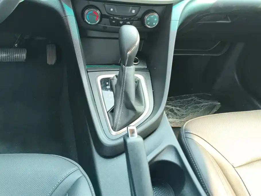 Buick Excelle 2021 Exemplar 1.5L Auto Elite фото 16