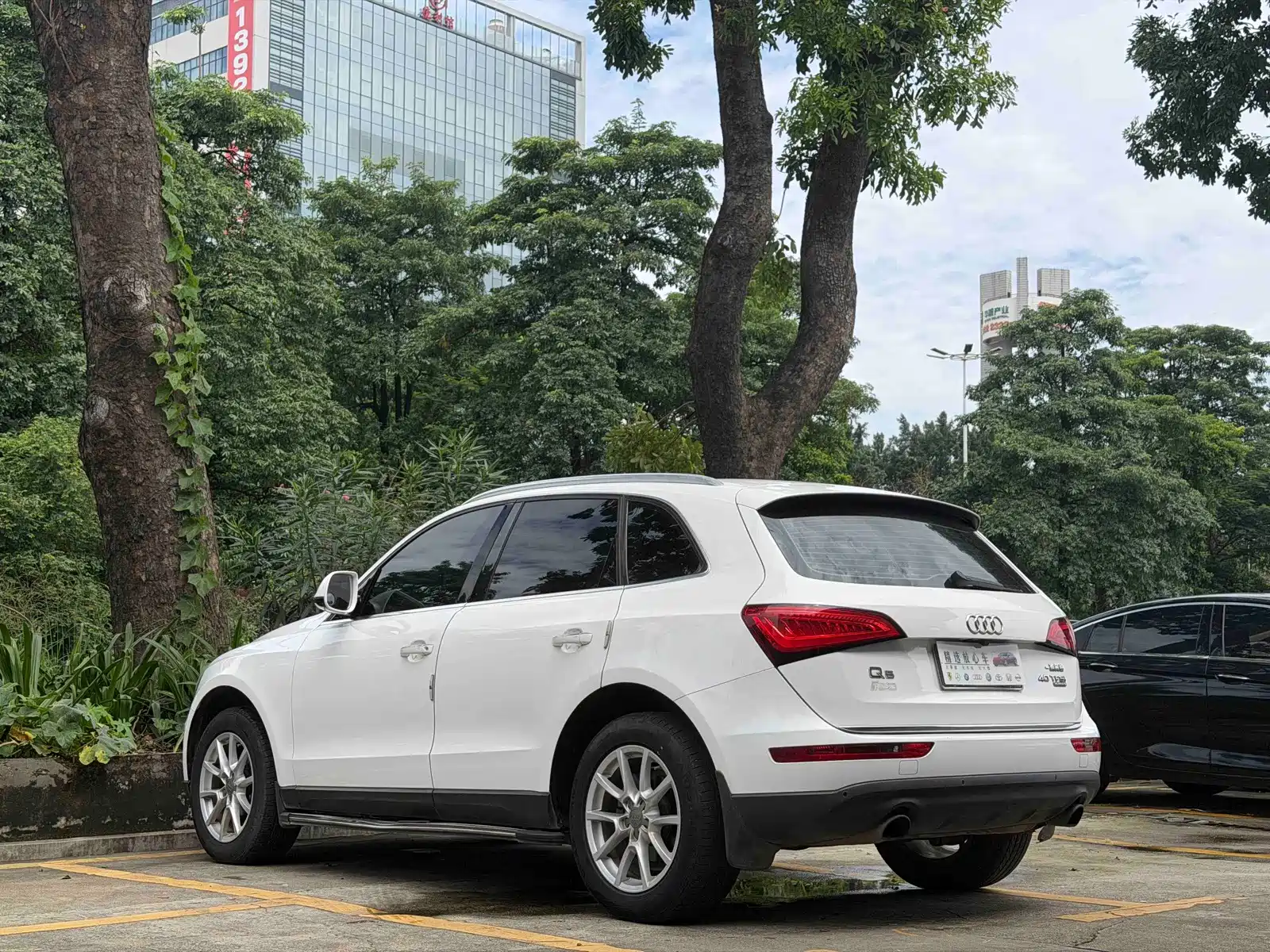 Фото 7 - Audi Q5
