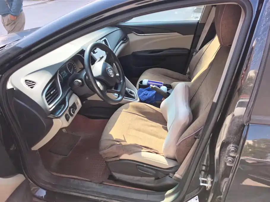 Buick Excelle 2015 15N Automatic Progressive фото 8
