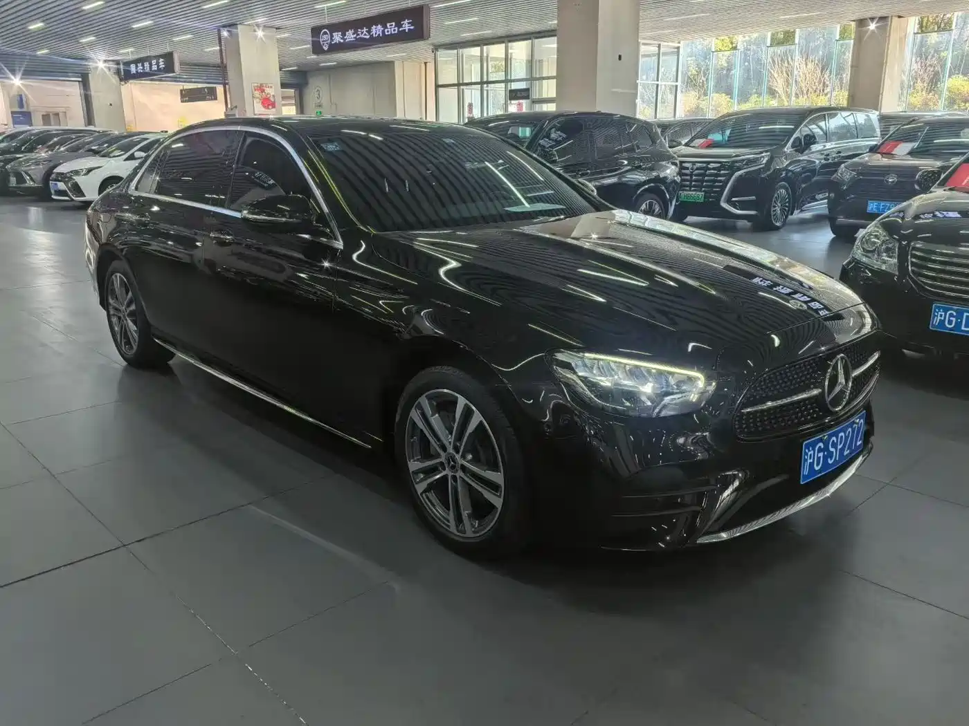 MERCEDES-BENZ E CLASS