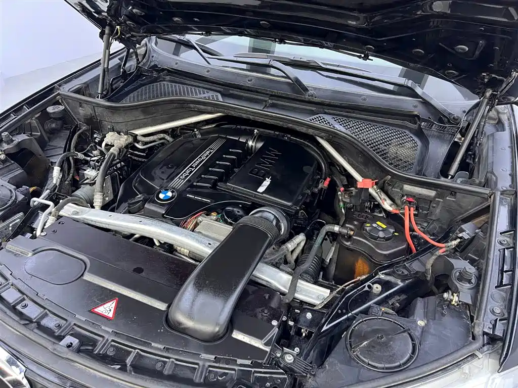 BMW X5 (Import) 2014 xDrive35i Leading фото 26