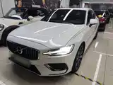 Фото 1 - Volvo S60 Plug-in Hybrid