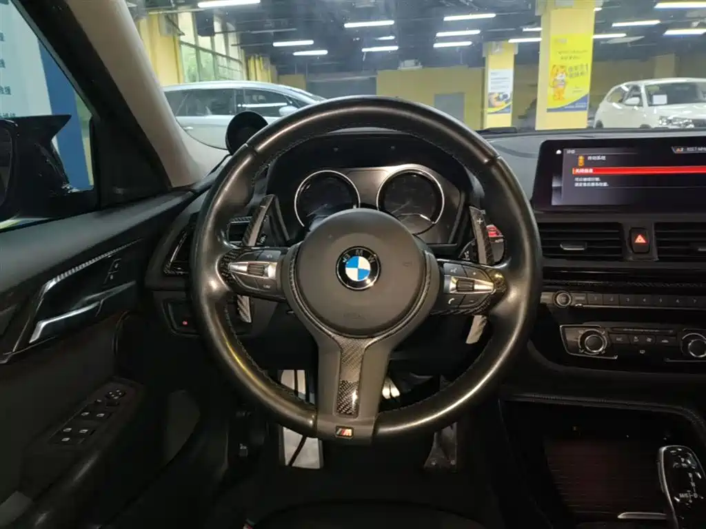 BMW 1 Series 2020 Model 125i Leading M Sport Package фото 11