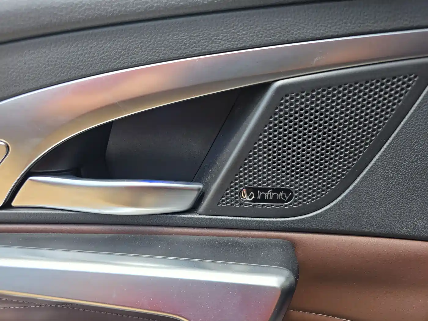 WEI PAI WEI BRAND VV7