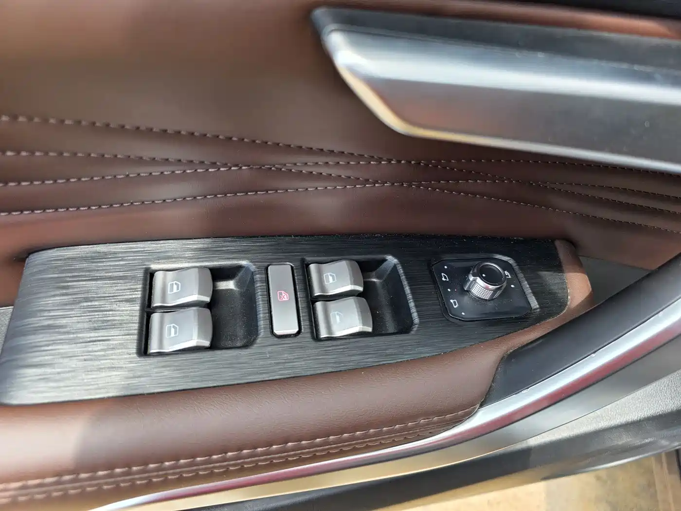 WEI PAI WEI BRAND VV7