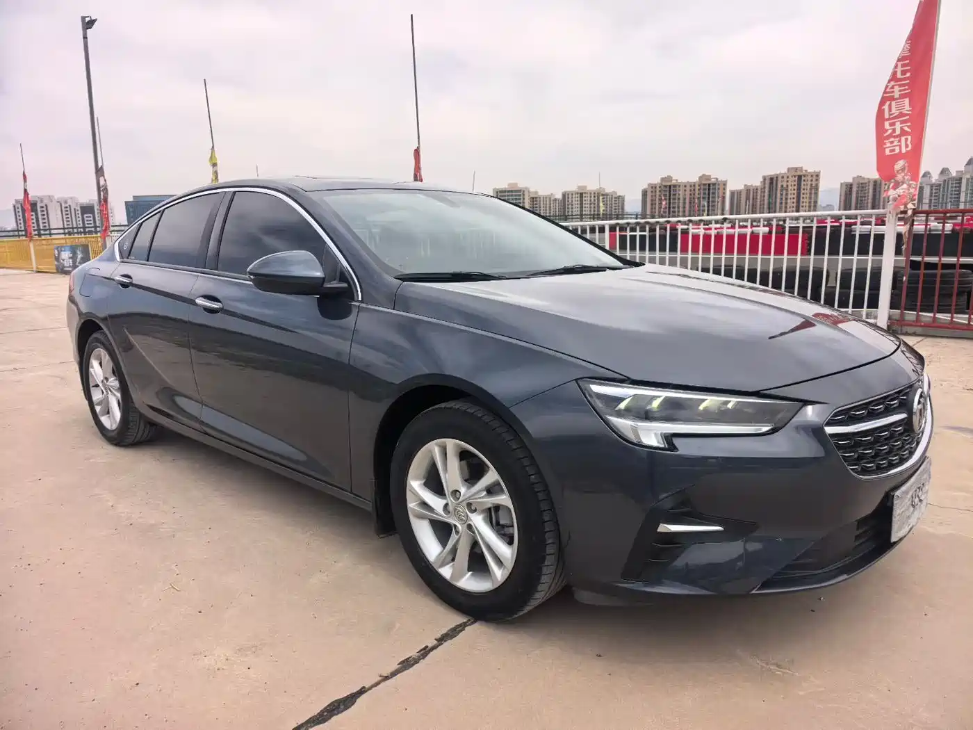 Buick Regal 2020 552T Luxury фото 3