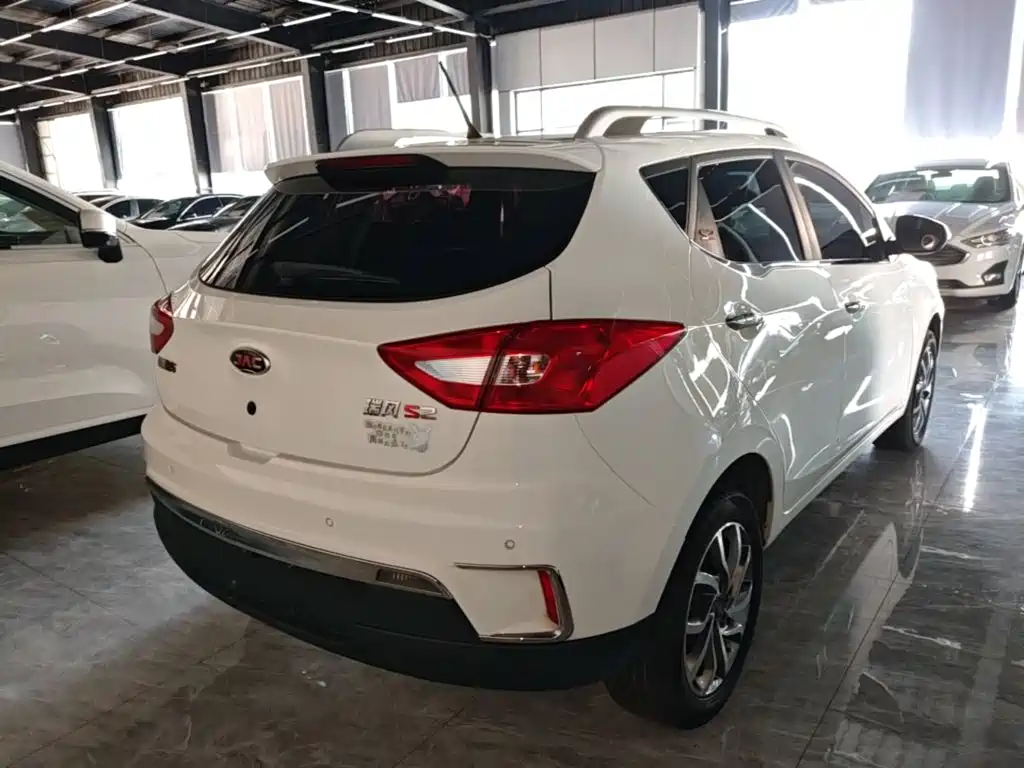 JAC Motors Refine S2 2019 2017 1.5L CVT Luxury