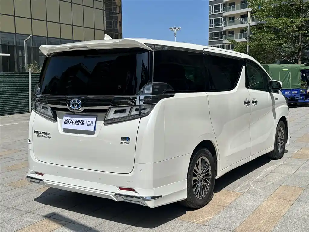 Toyota Vellfire 2020 Twin Engine 2.5L HV Premium Edition фото 6