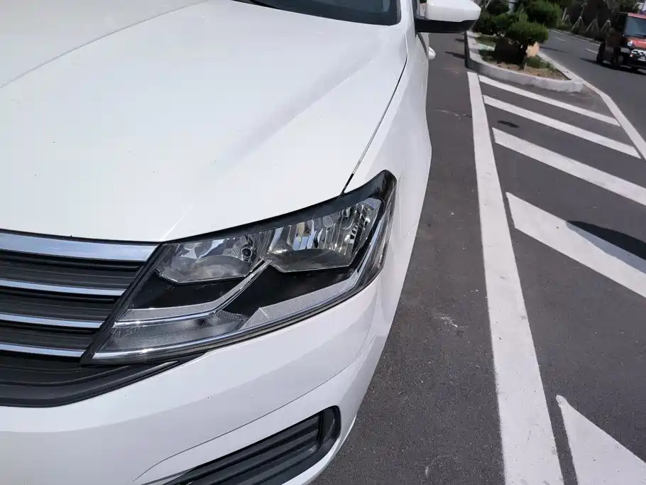 Фото 5 - Volkswagen Lavida