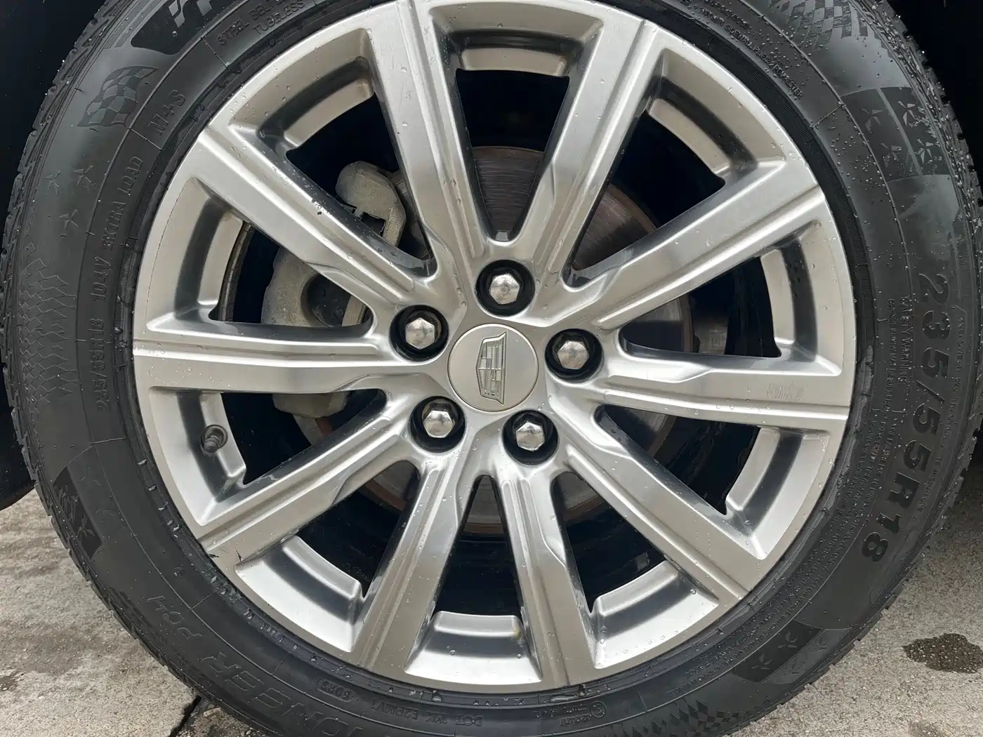 Фото 8 - Cadillac XT4