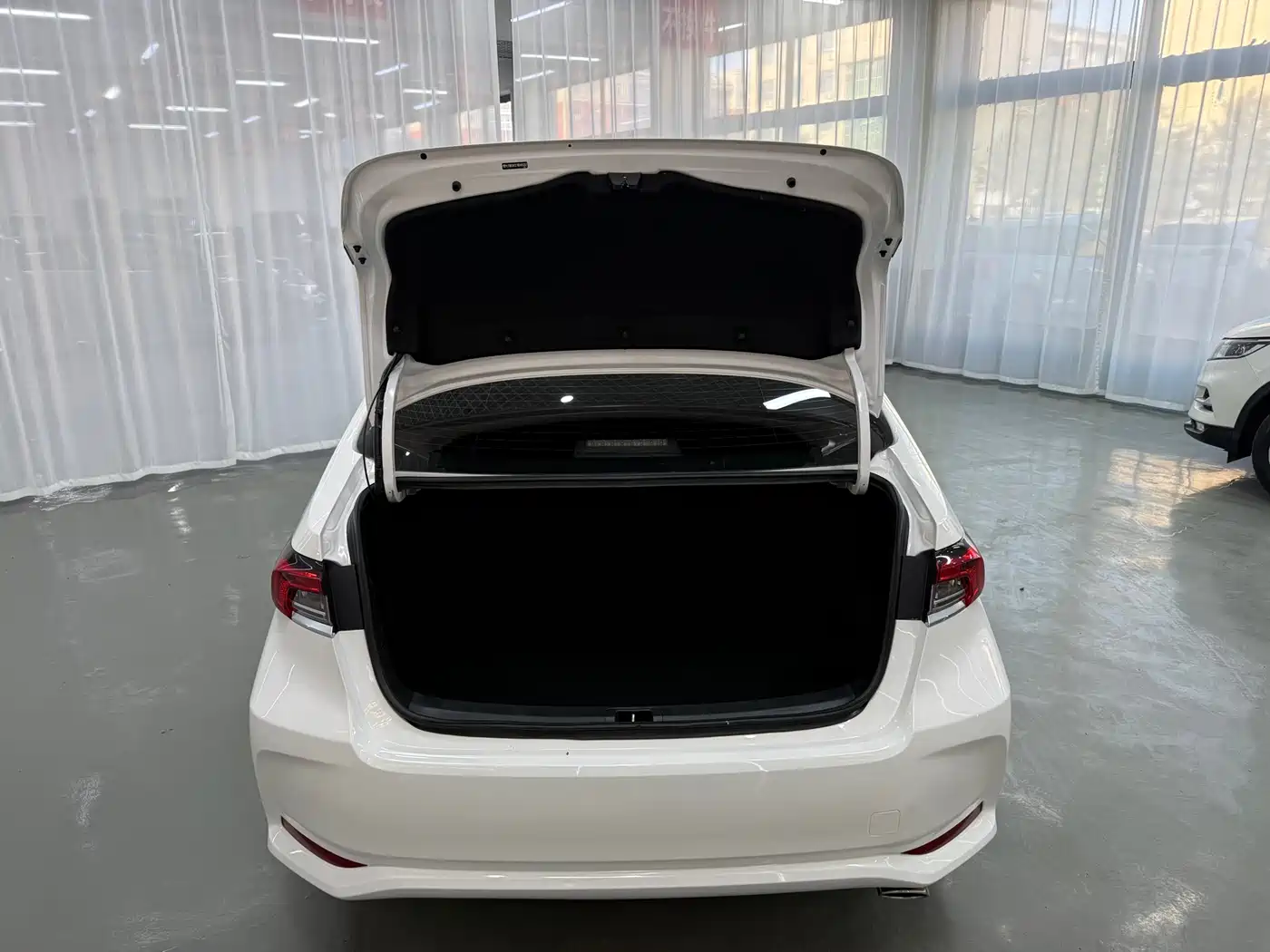 Toyota Corolla 2021 1.2T S-CVT Elite PLUS Edition фото 10