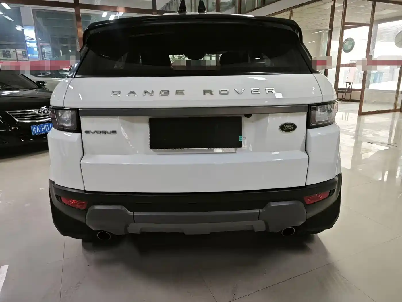 Land Rover Range Rover Evoque 2018 240PS PURE Trend фото 3