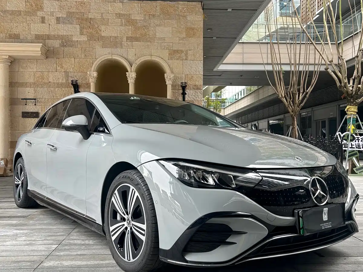 Mercedes-Benz EQE 2022 350 Luxury Edition фото 3