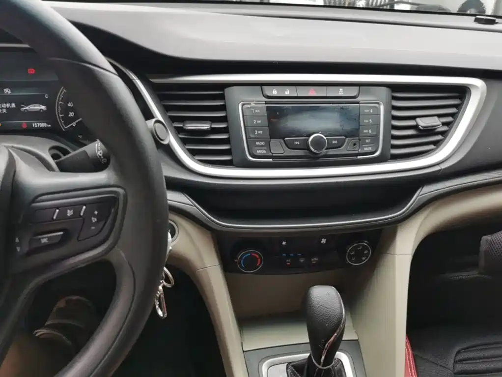 Фото 13 - Buick Excelle