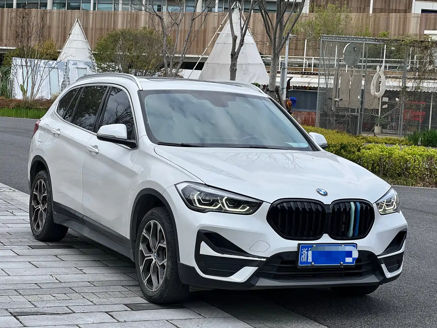 BMW X1