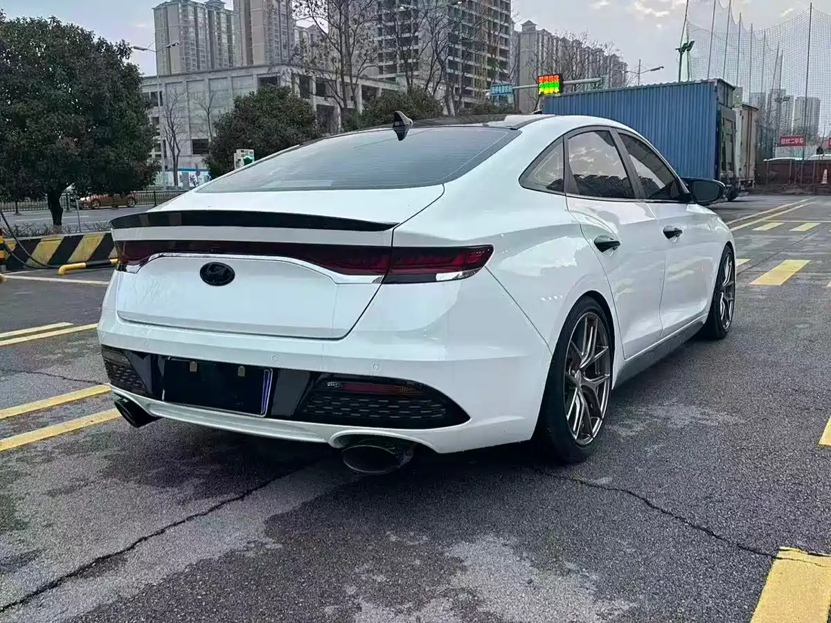 Hyundai Fista 2019 280TGDi Sport Edition China VI фото 7