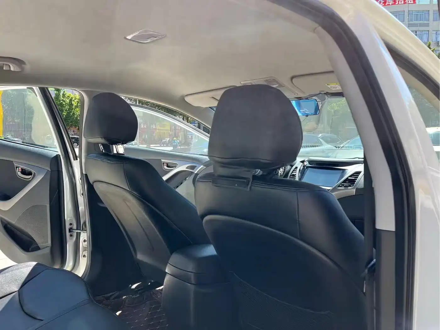 Hyundai Langdong 2016 1.6L Automatic Smart Edition фото 20