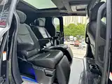 Фото 13 - Toyota Granvia