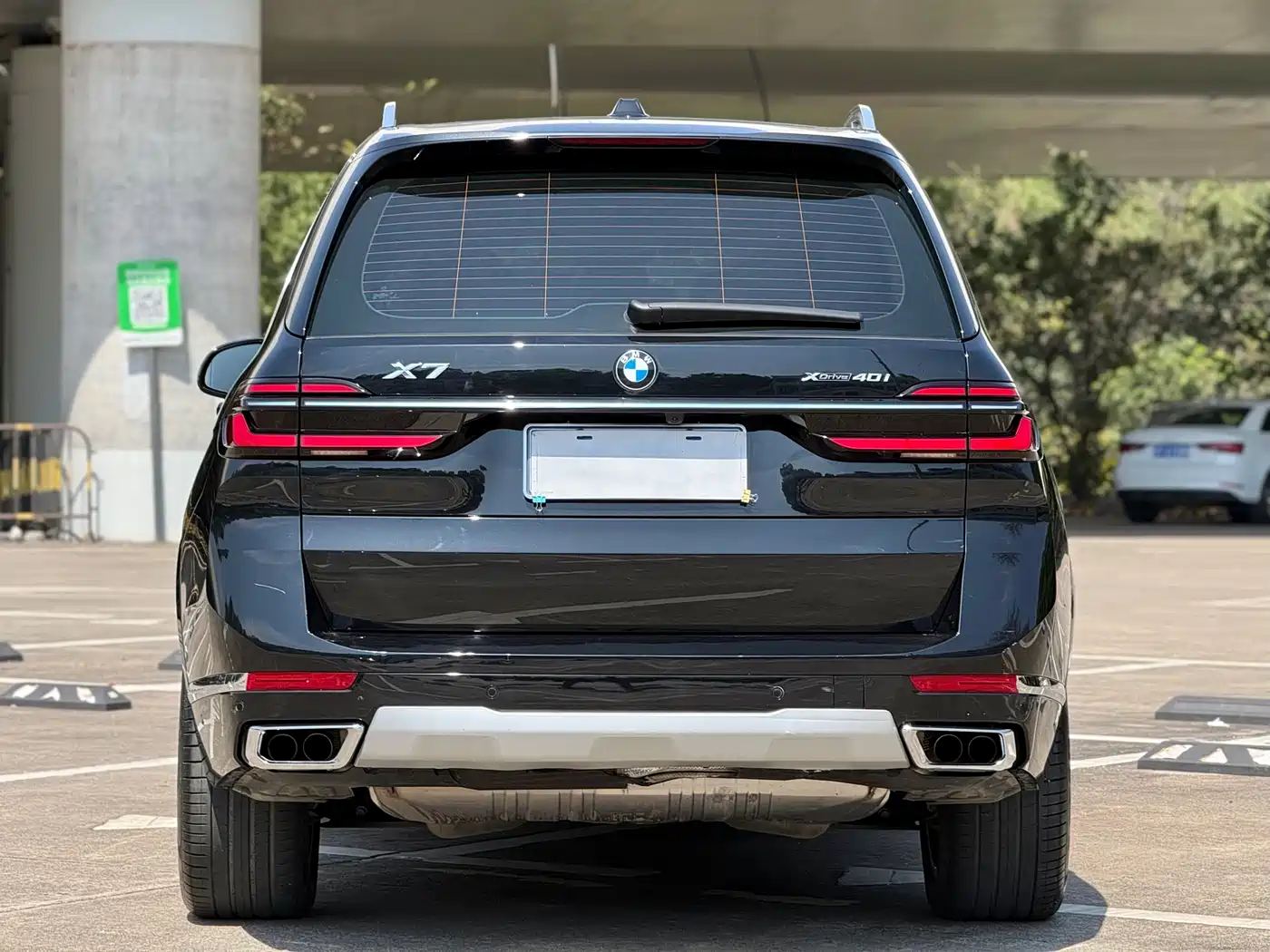 BMW X7 2023 xDrive40i Leading Luxury Package фото 21