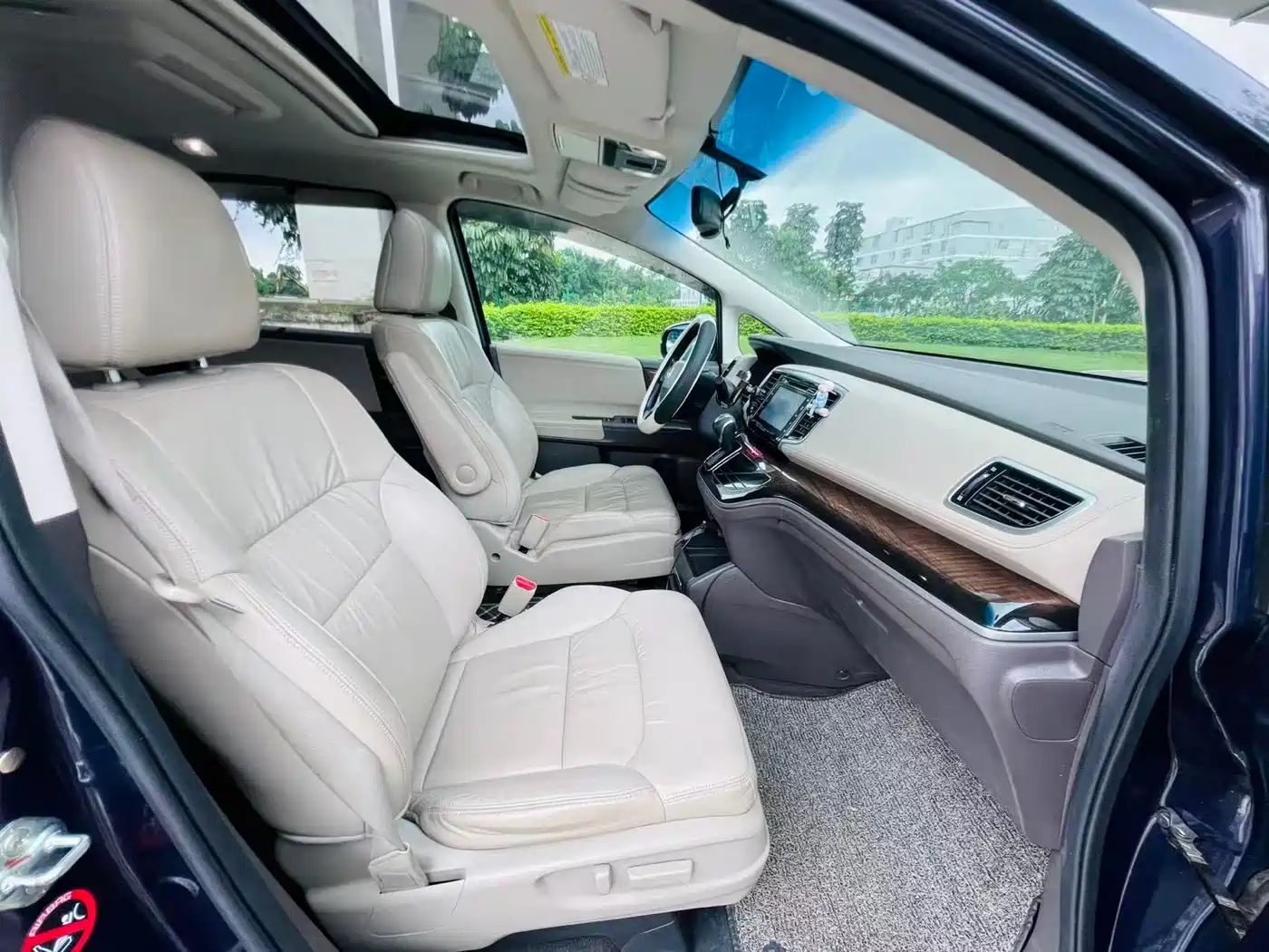 Honda Odyssey 2015 2.4L Supreme Edition фото 10