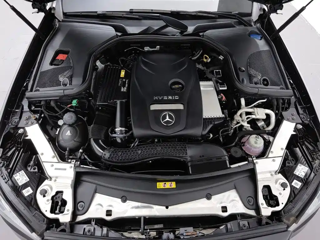 Mercedes-Benz E-Class, миниатюра 6