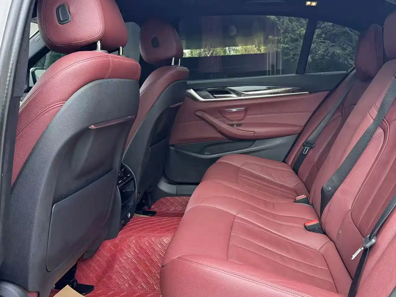 BMW 5 Series 2019 530Li Leading M Sport Package фото 12