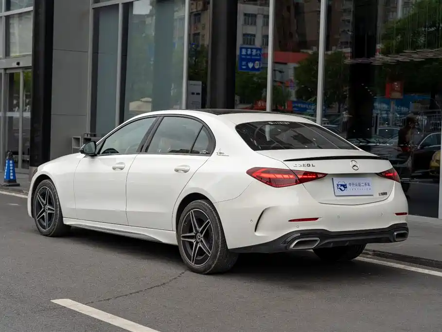 MERCEDES-BENZ CLASS C
