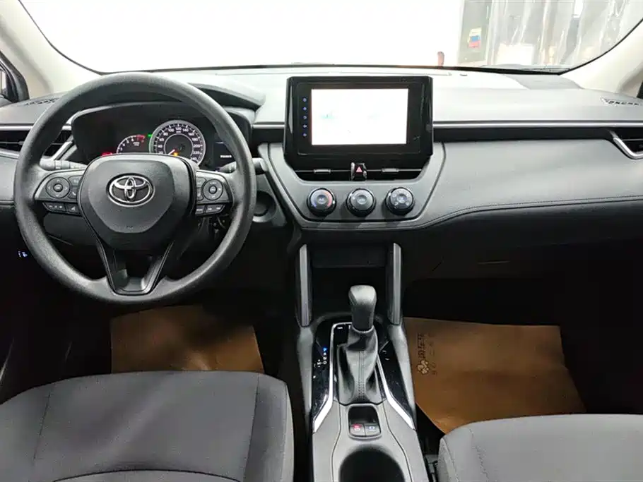 Toyota Corolla Cross 2022 2.0L Pioneer Edition фото 12