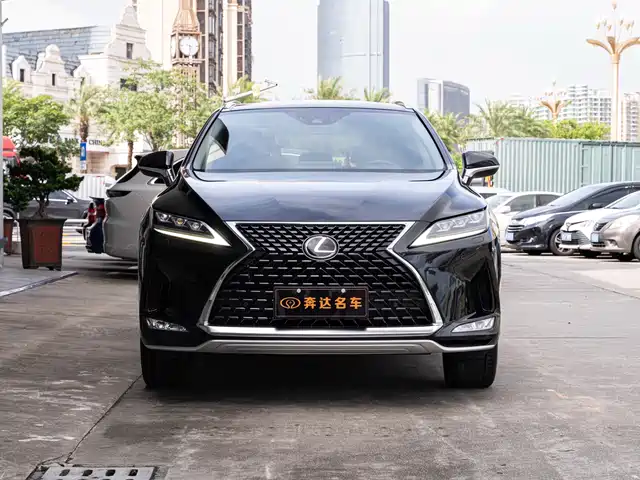 Lexus RX 2020 Facelift 300 AWD Elegance Edition — фото 2