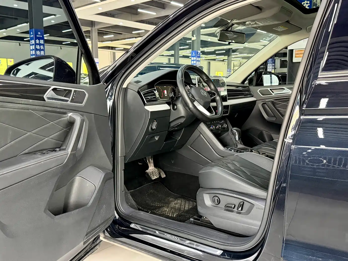 Volkswagen Tiguan L 2023 280TSI 2WD Trend Limited Edition фото 4