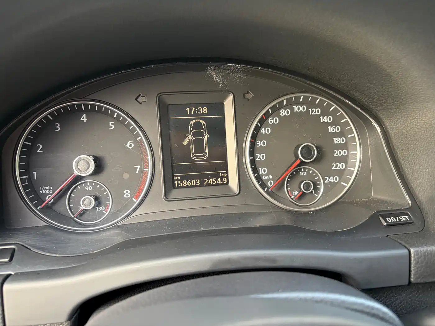 Volkswagen Golf (Import) 2011 1.4TSI Cross Golf фото 9
