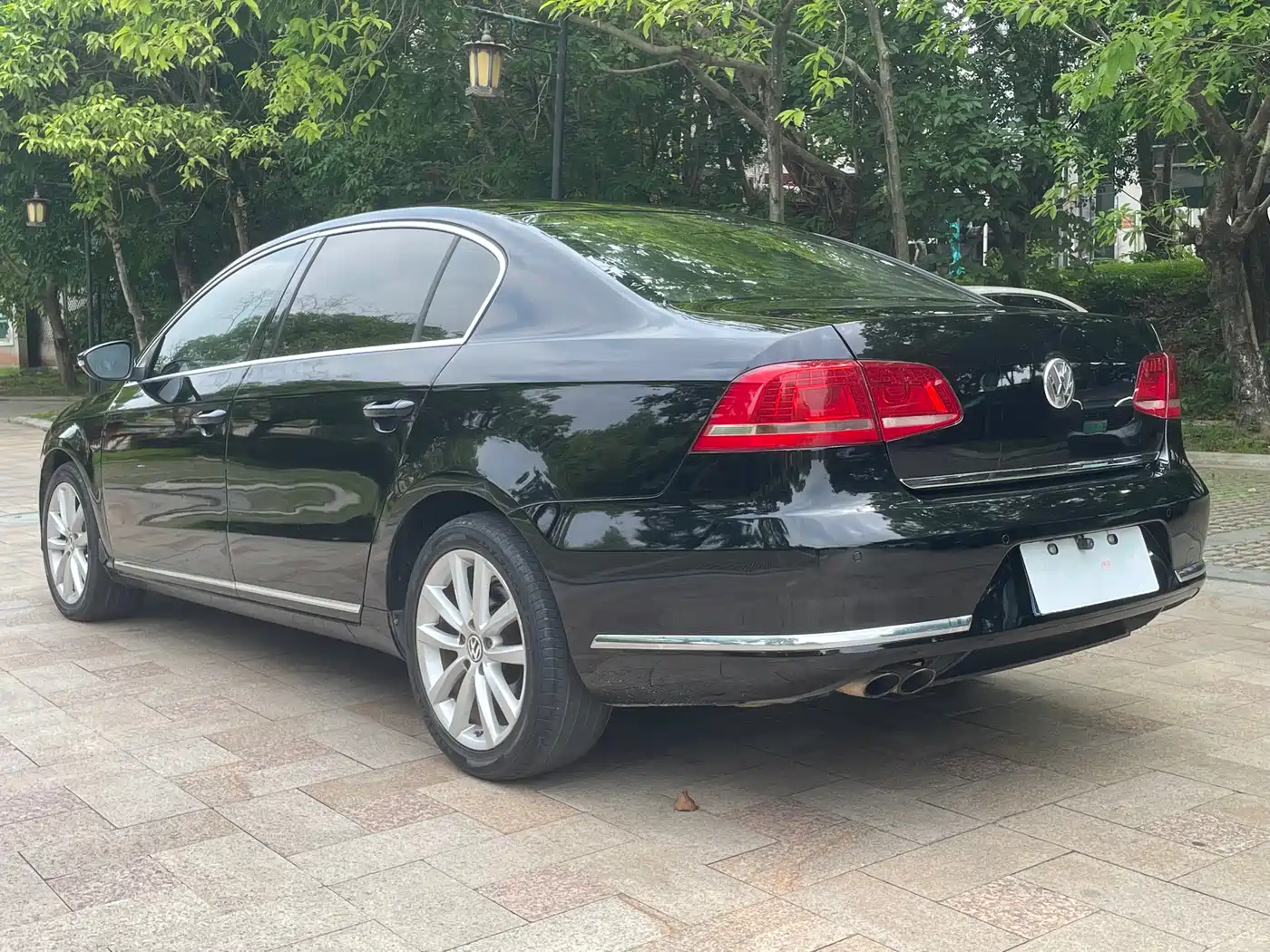 Volkswagen Magotan 2012 Facelift 2.0TSI Premium фото 15