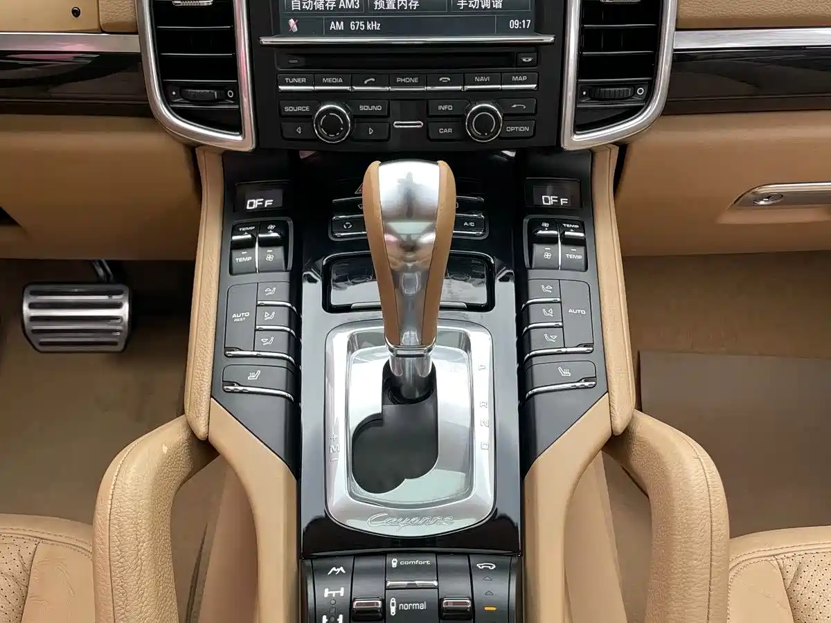 Porsche Cayenne 2011 Cayenne 3.0T фото 5