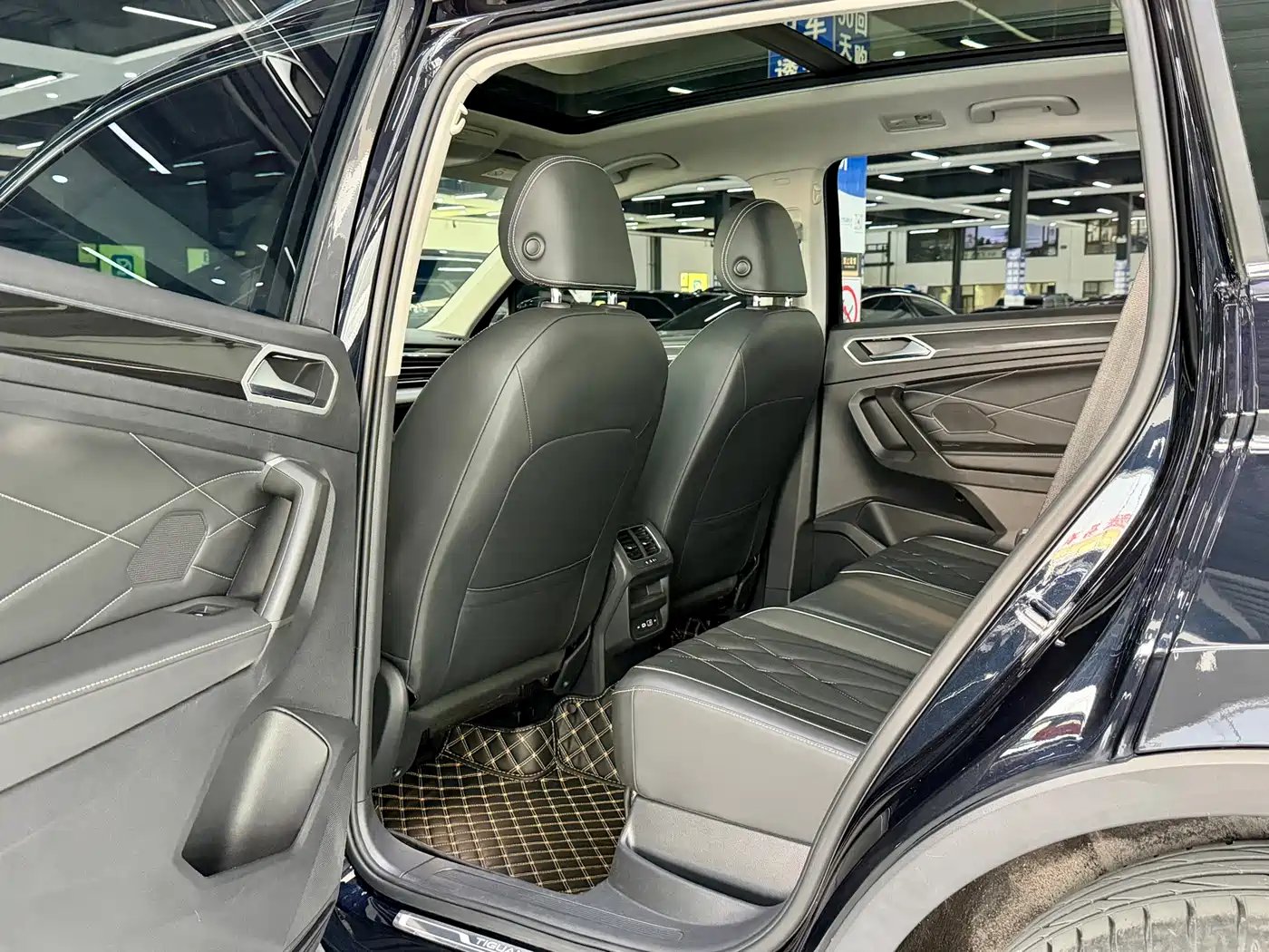 Volkswagen Tiguan L 2023 280TSI 2WD Trend Limited Edition фото 5