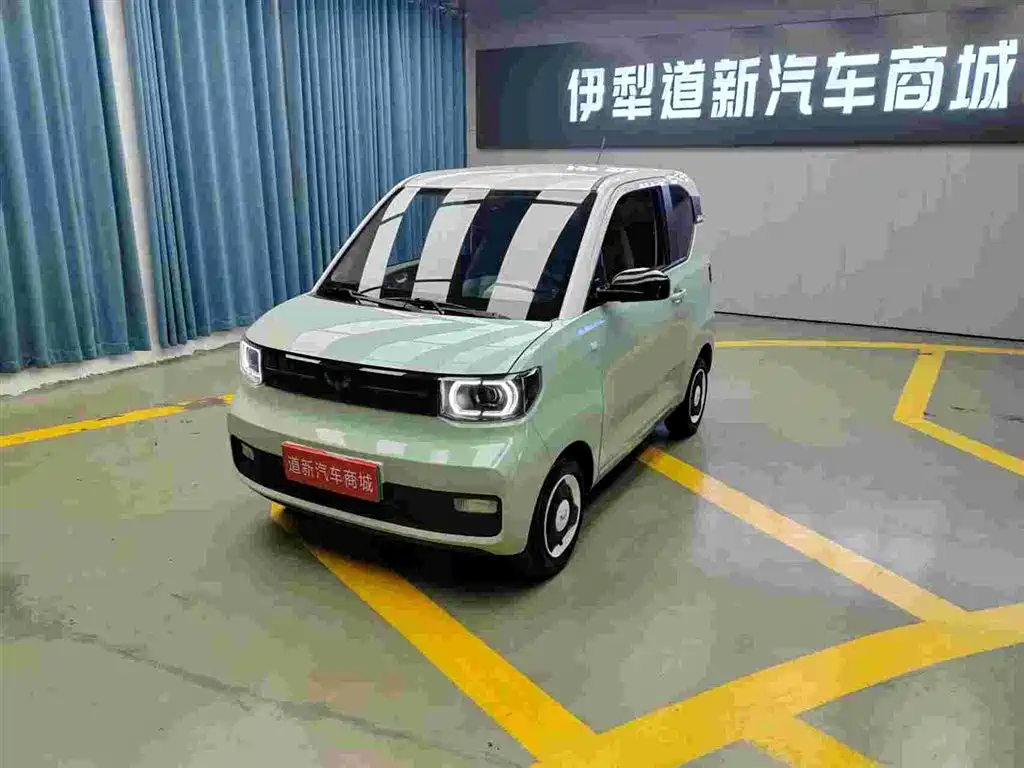 WULING AUTOMOBILE HONGGUANG MINIEV