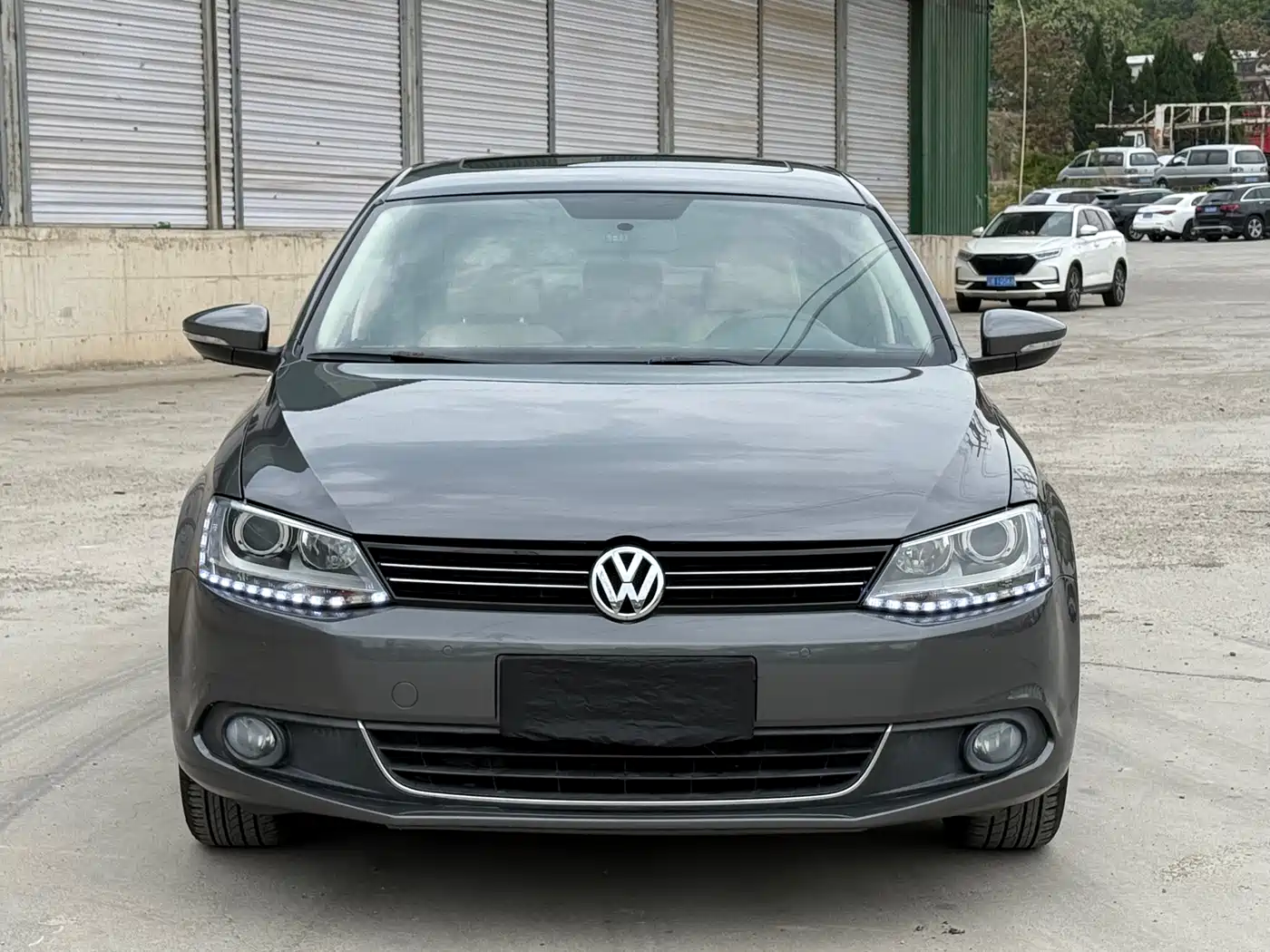 Volkswagen Sagitar 2012 1.4TSI Manual Luxury фото 2
